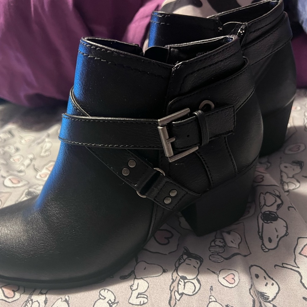 Womens Chelsea Boot Faux Leather